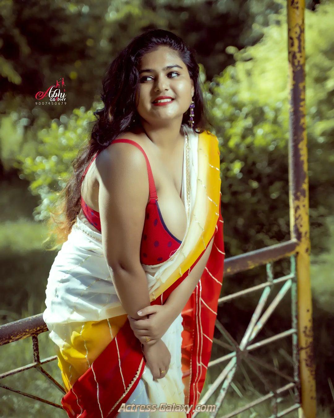 Megha Das Ghosh Hot Photos