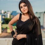Suju Vasan Hot Photos In Black Saree